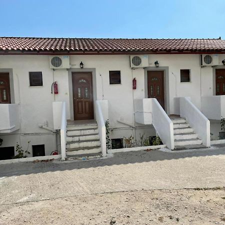 Yannis Apartments בארבאטי מראה חיצוני תמונה