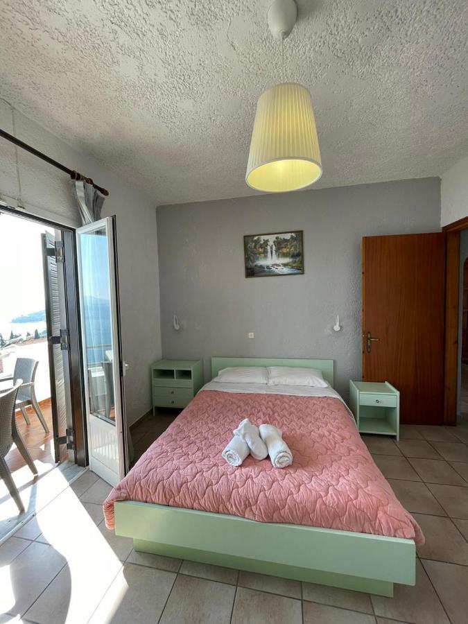Yannis Apartments בארבאטי מראה חיצוני תמונה