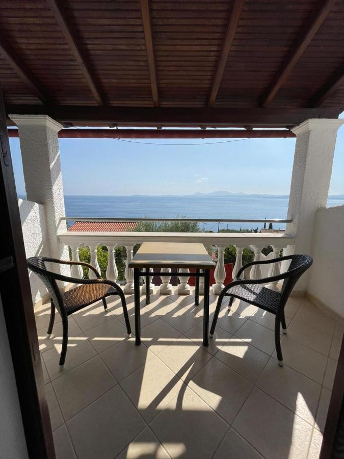 Yannis Apartments בארבאטי מראה חיצוני תמונה